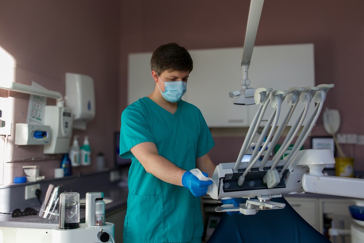 Inverleith Dentalcare — Dentist