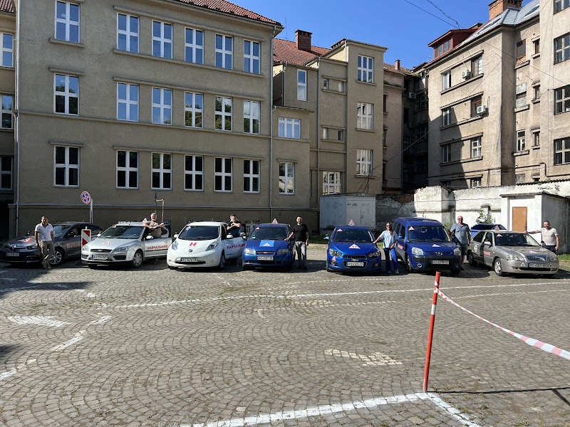Автошкола УжНУ